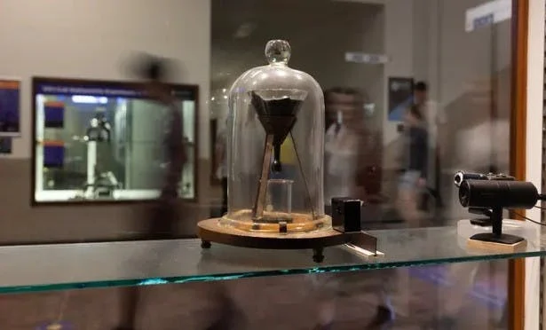 ​Live Web cam on the Pitch Experiment 